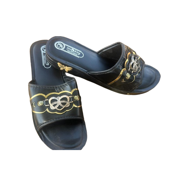 Women's Slippers Model 093