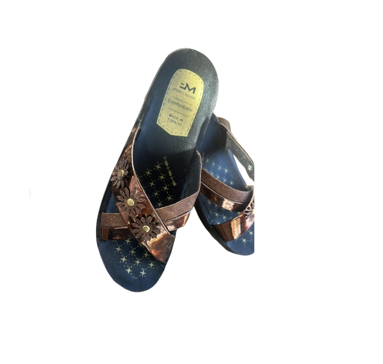 Women's Slippers Model 105