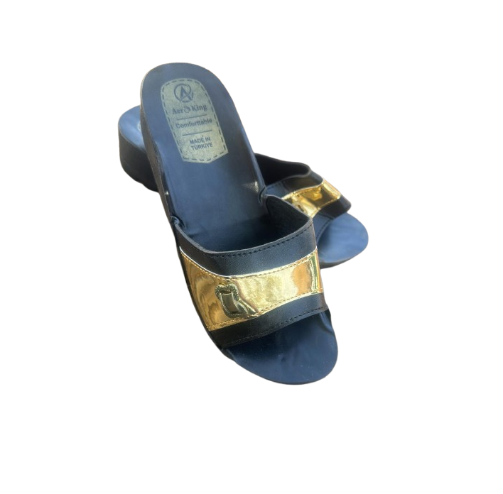 Women's Slippers Model 073
