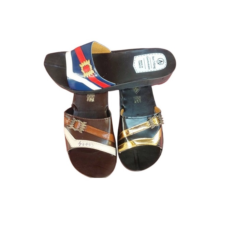 Women's Slippers Model 126