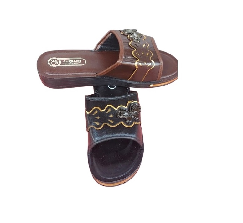 Women's Slippers Model 132