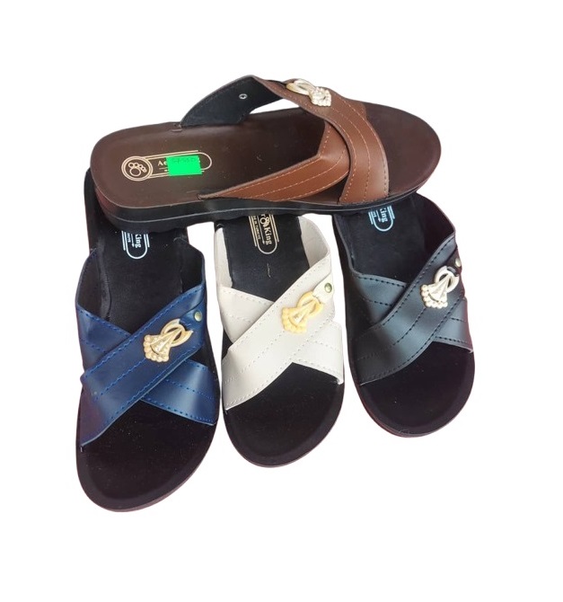Slippers Models 047